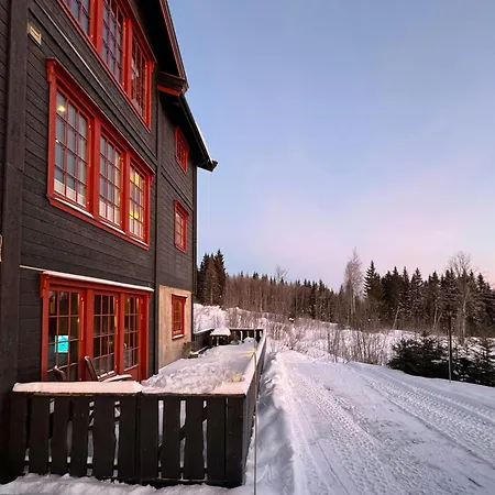 In Out By Slope 13 In Feriehus *